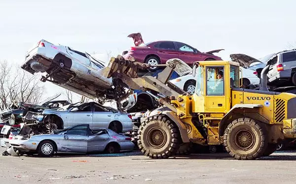 scrap-car-removal-vaughan-600x374